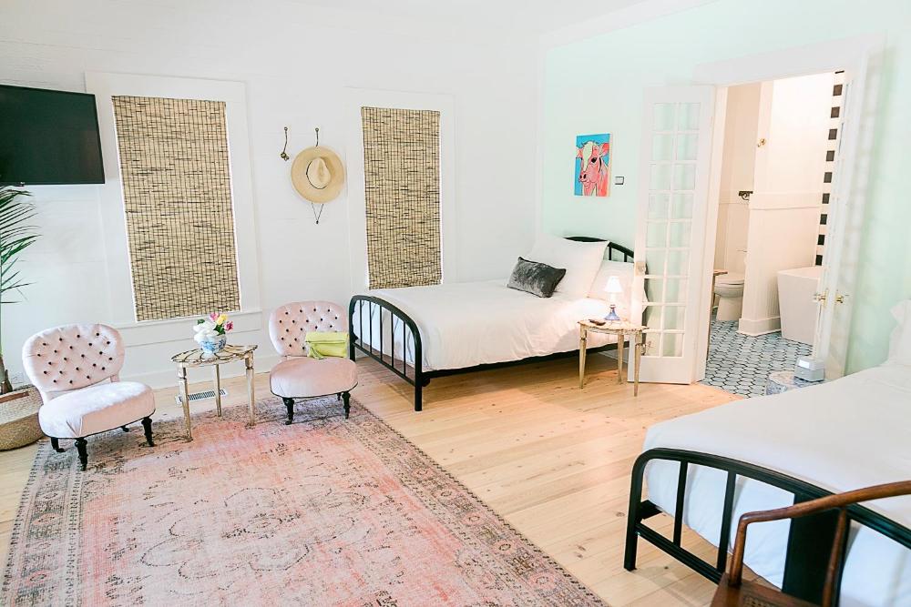 Deluxe Double Room interior
